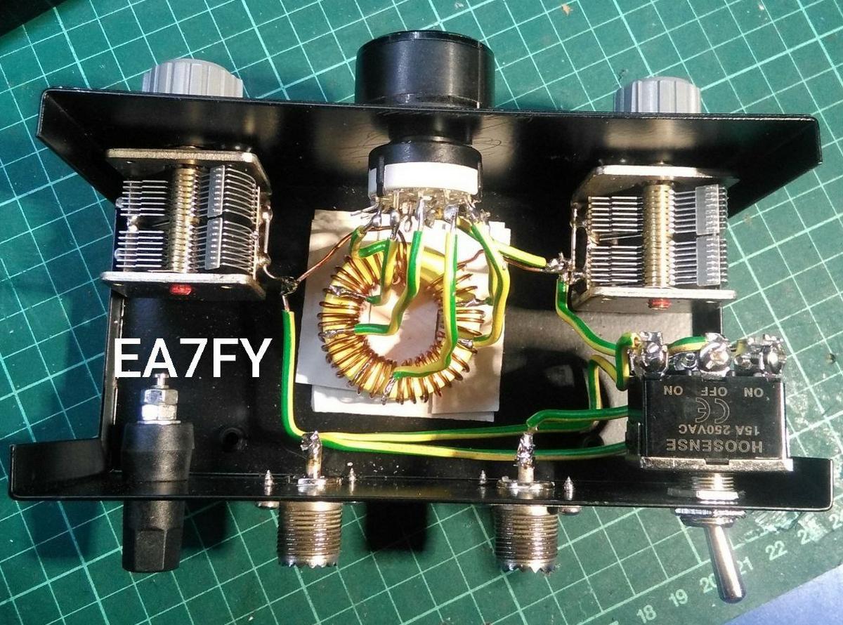 Un acoplador de CB remodelado para HF